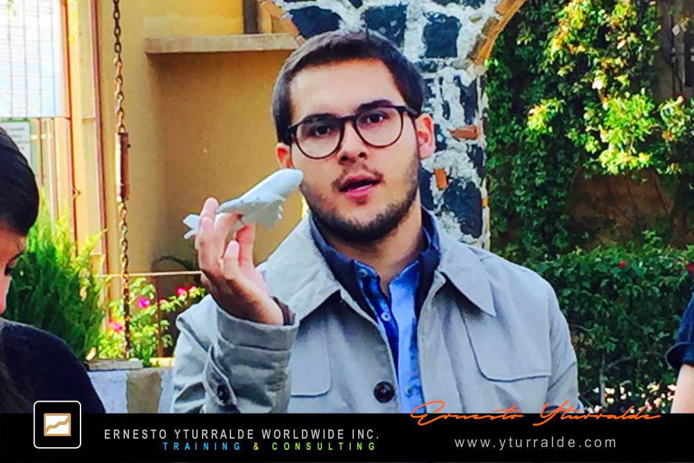 Team Building en tus Viajes de Incentivo y Paseos Corporativos para empoderar tus colaboradores como
									recompensa y gratitud por los excelentes resultados con el aval de Ernesto Yturralde Worldwide Inc. LATAM |
								Acompañamiento para reconocer el buen trabajo